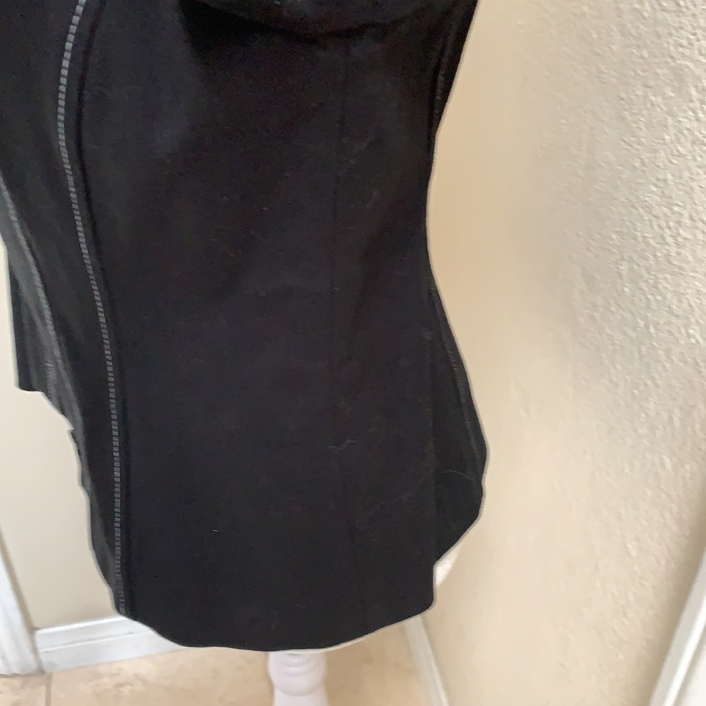 Lafayette 148 Black Zippered Blazer (Size 4P) - Picture 6 of 11